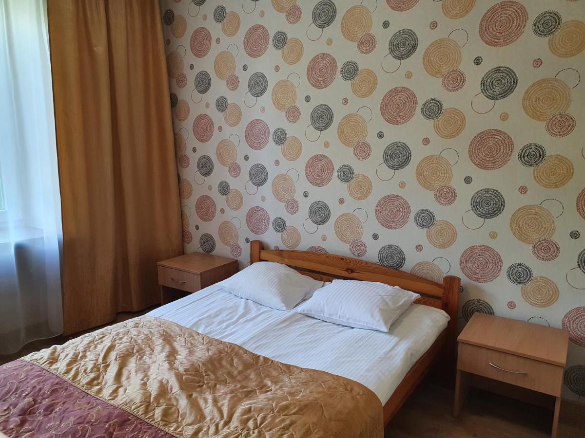 Hotel Iskra Жешув Экстерьер фото